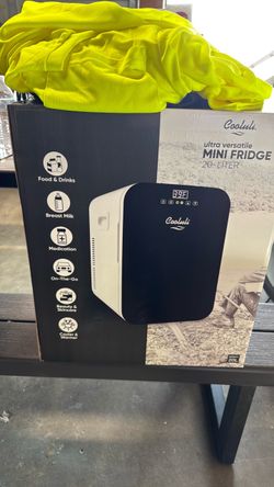 Mini fridge
