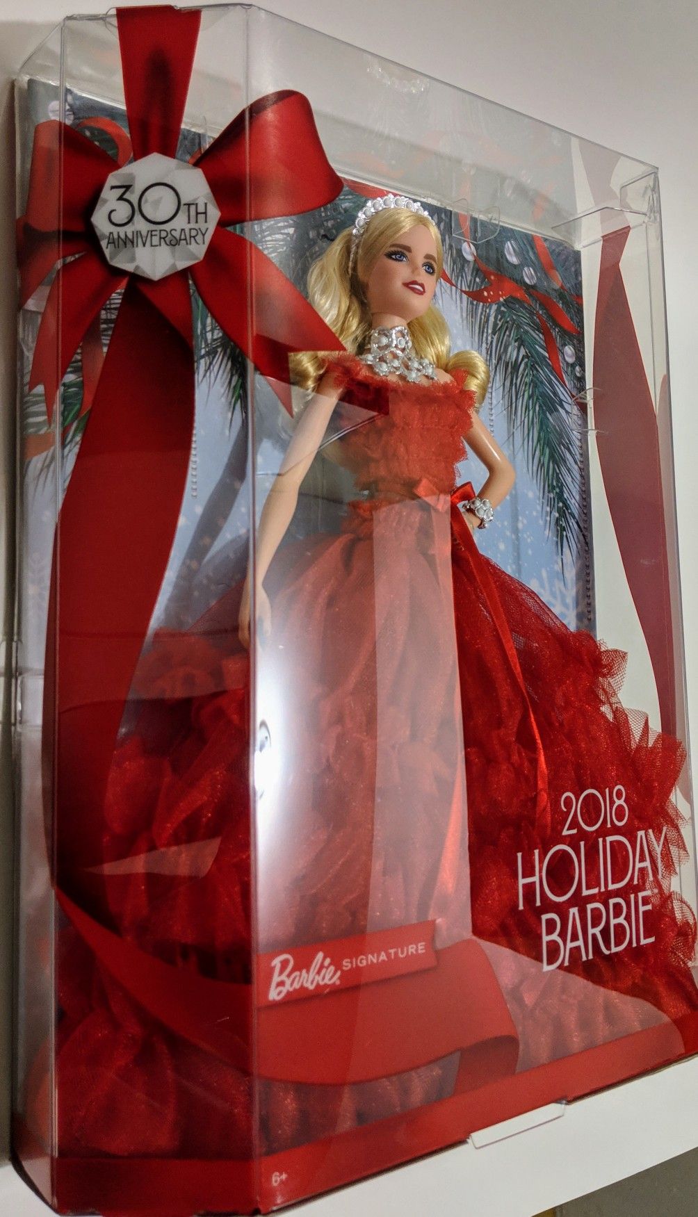 Holiday Doll Holiday Barbie 2018 Blonde Barbie Signature 2018