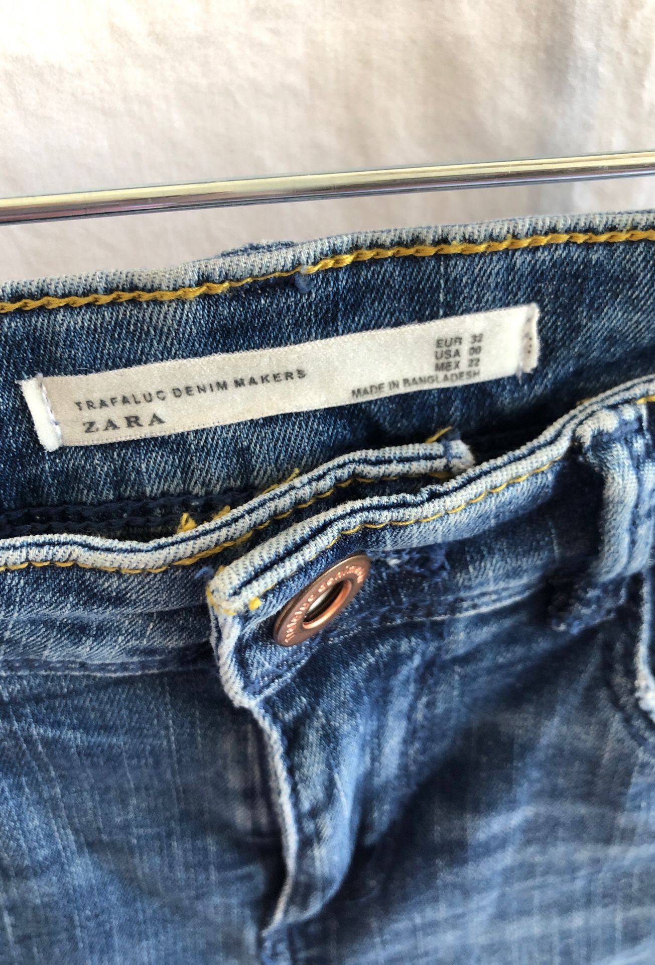 Lot of 5 Zara Denim Jeans. 4 size 34, 1 size 32