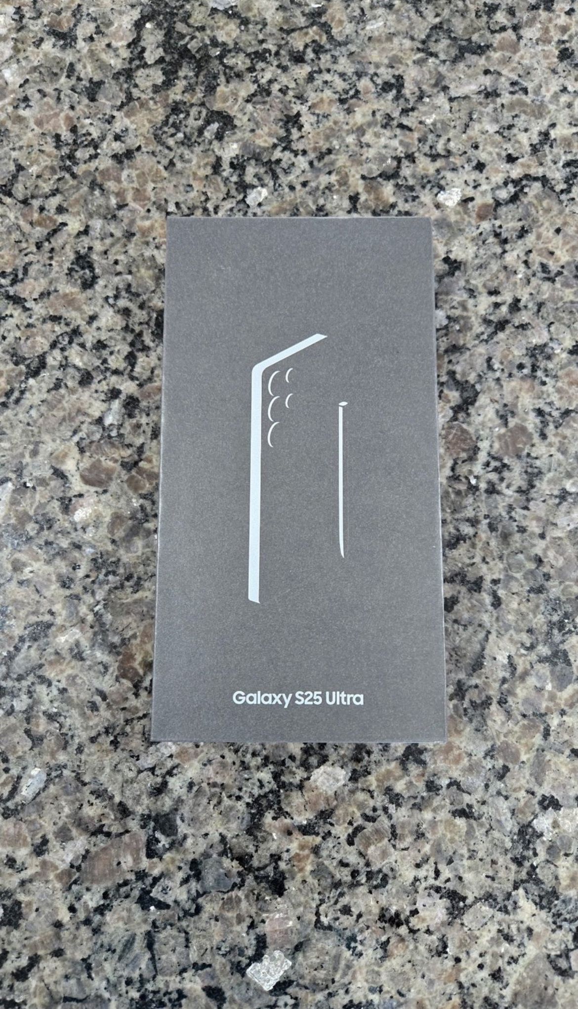 Samsung S25 Ultra (Unlocked) 1Tb