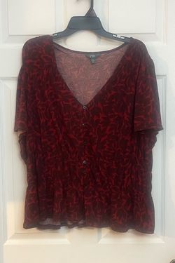 Brand new Ladies Terra & Sky smocked top size 3X
