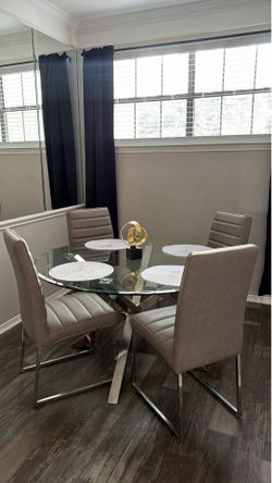 Dinning Room Set