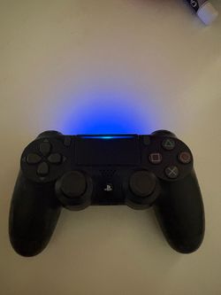 PS4 controller