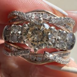 Beautiful wedding ring set 