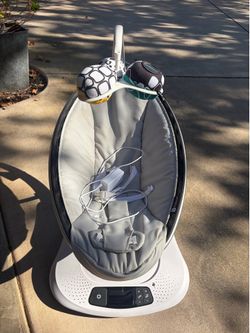 Baby swing