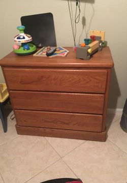 Crib /matching dresser/ and changing table