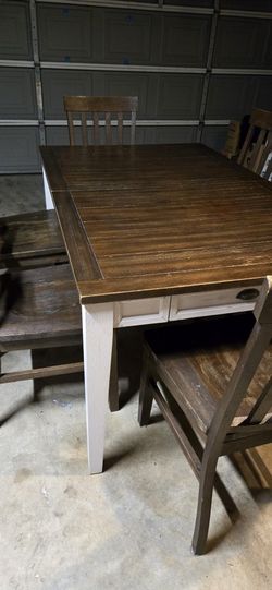 Vintage Style Dining Tabel Set