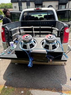 12 inch gothic speakers with a power acoustic amp