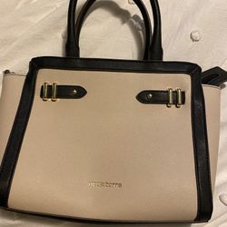 Liz Claiborne Purse 