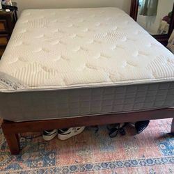 Full Size Platform Bed Frame With Mattress 