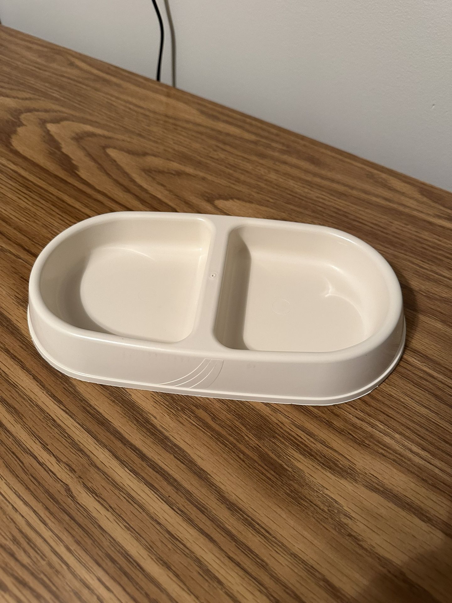 Small Plastic Divided Pet Bowl