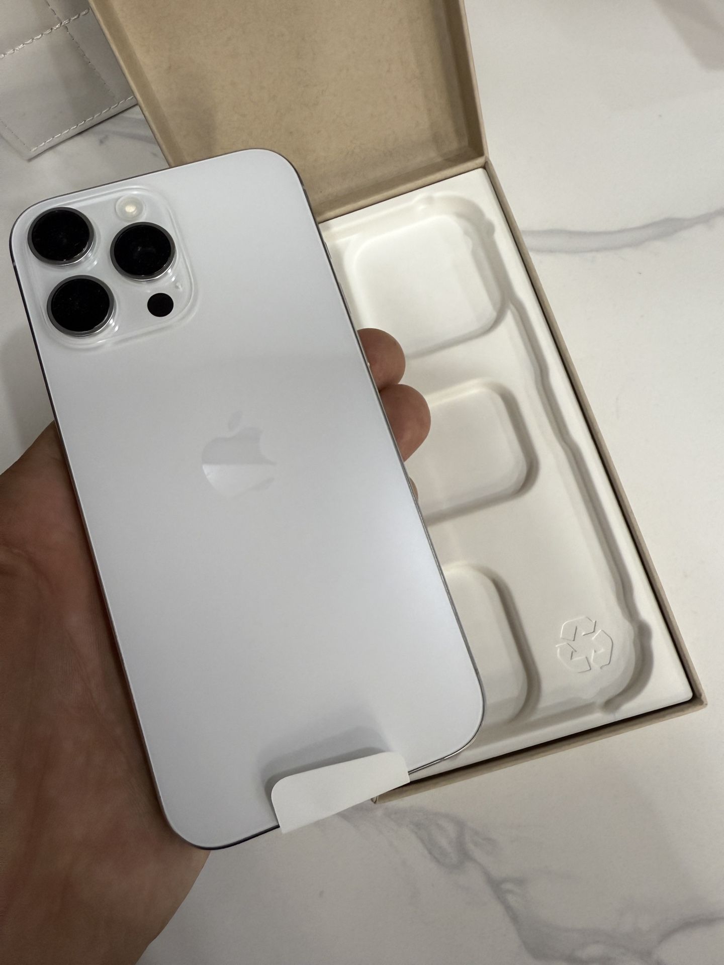 iPhone 16 Pro Max 1tb New Unlock Replacement