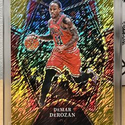 2021-22 #02/10 Demar Derozan Select Basketball Gold Shimmer Premier Prizm #02/10