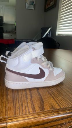 Nike Kids Court Borough Mid 4Y Kids  Slightly Used