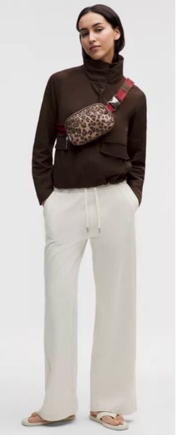 LULULEMON Everywhere Belt Bag 1L Leopard