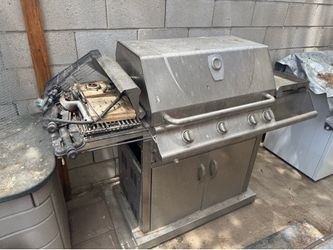Members mark grill