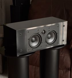 NHT VS-2 Center Speaker (Piano Black Trim)