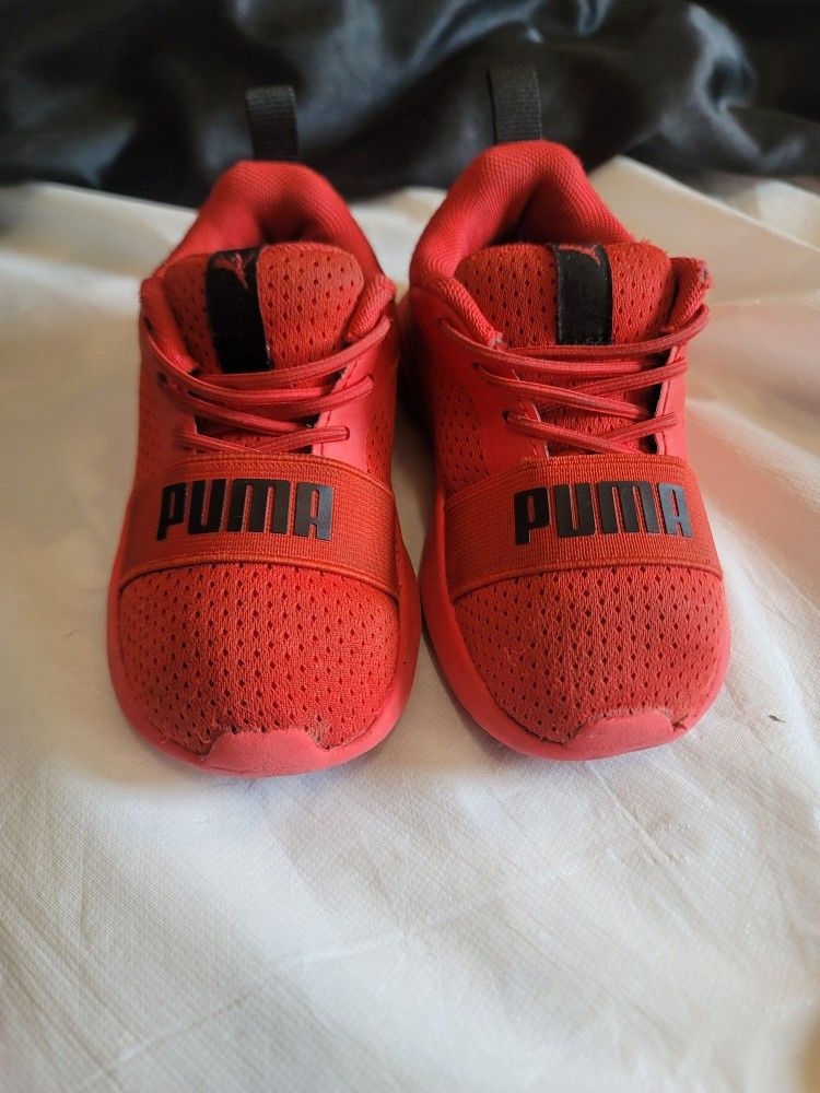 Toddler Puma Tennis Shoes