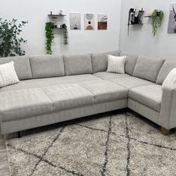 Thomasville Sectional Couch - Free Delivery 