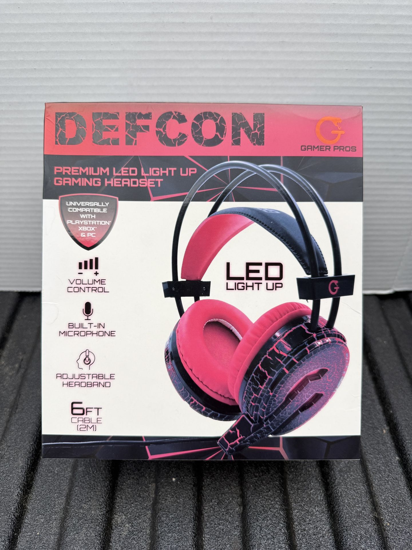 Defcon Premium LED Light Up Gaming Headset BRAND NEW