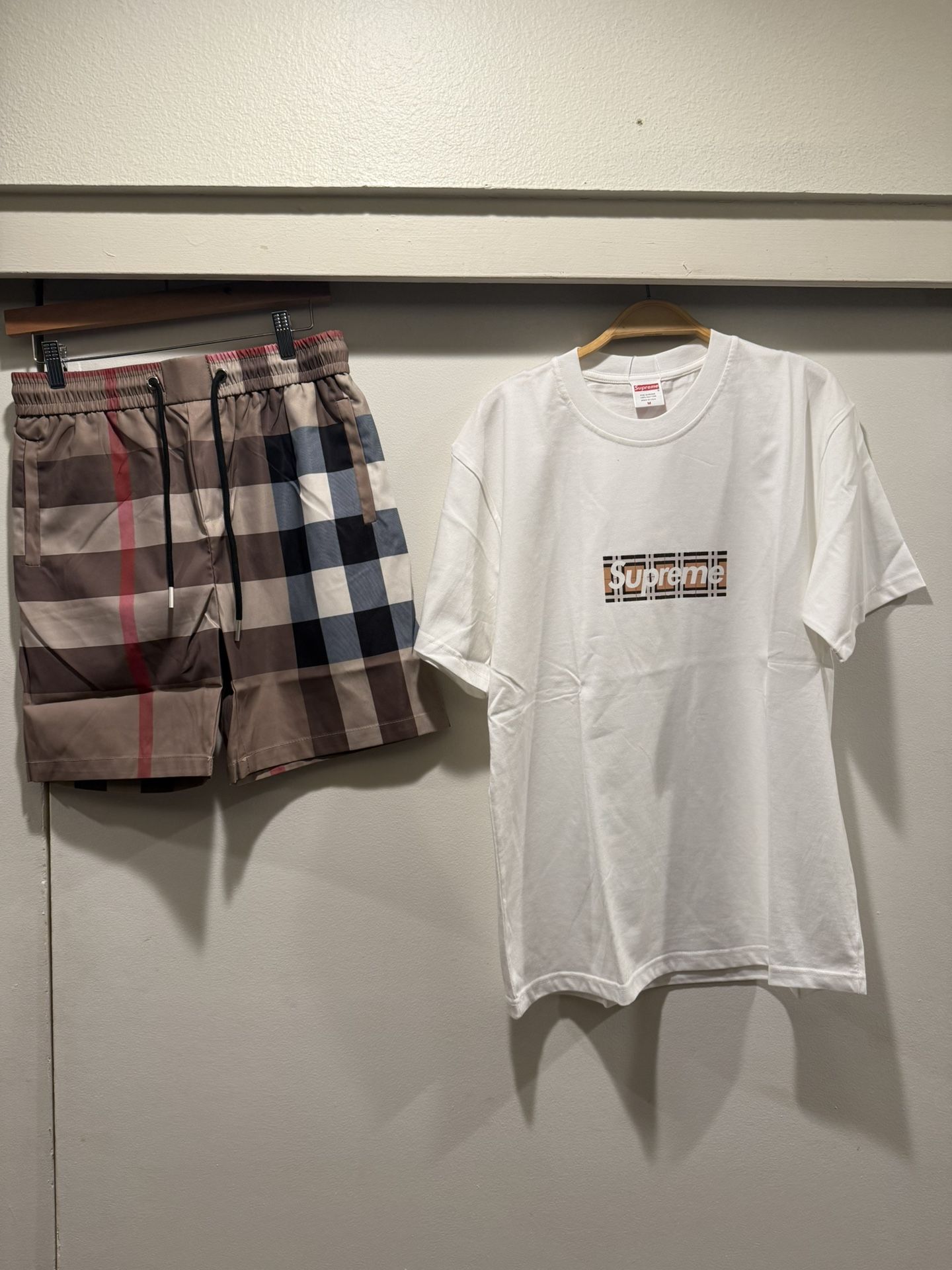 Supreme X Burberry Set 