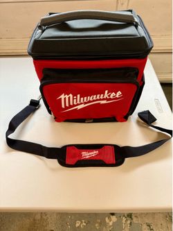 New without Tags Milwaukee Tote Cooler