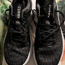 Size 14 Curry Under Armour Shoes