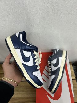 Vintage Midnight Navy Dunk Low Size 8.5