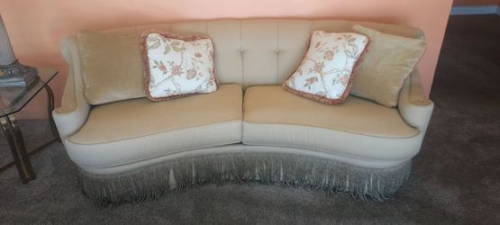 Thomasville couch