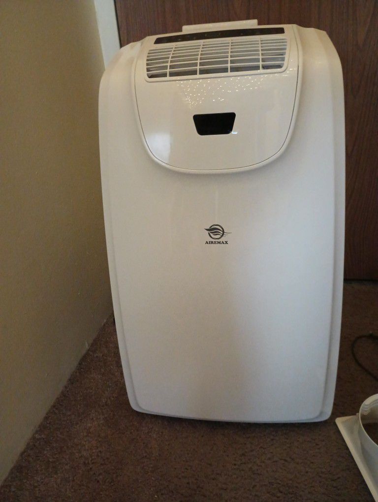 14000 BTU Portable Air Conditioner (Barely Used) 