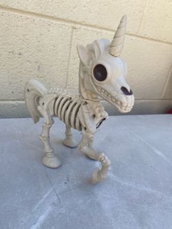 Stage Props / Decorations  / Halloween  Toys : 8  Animal Skeleton