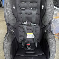 Evenflo convertible car seat
