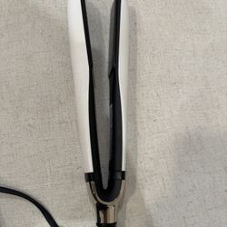 GHD platinum+ Styler