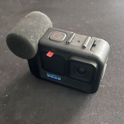 GoPro Hero10 with Bundle