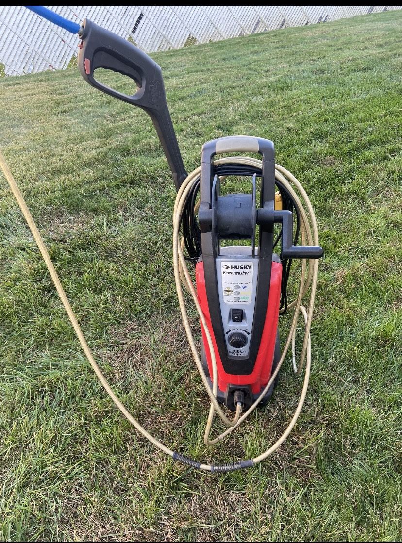 HUSKY ELECTRIC PRESSURE WASHER 1800 PSI