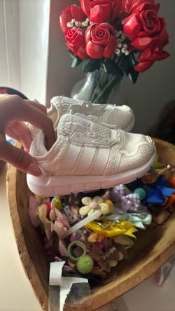 Toddler Adidas 5C