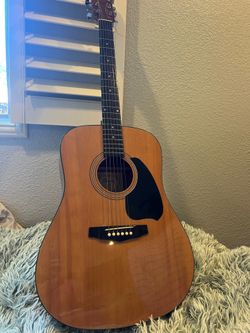 Acoustic guitar