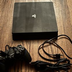 Playstation 4 Slim