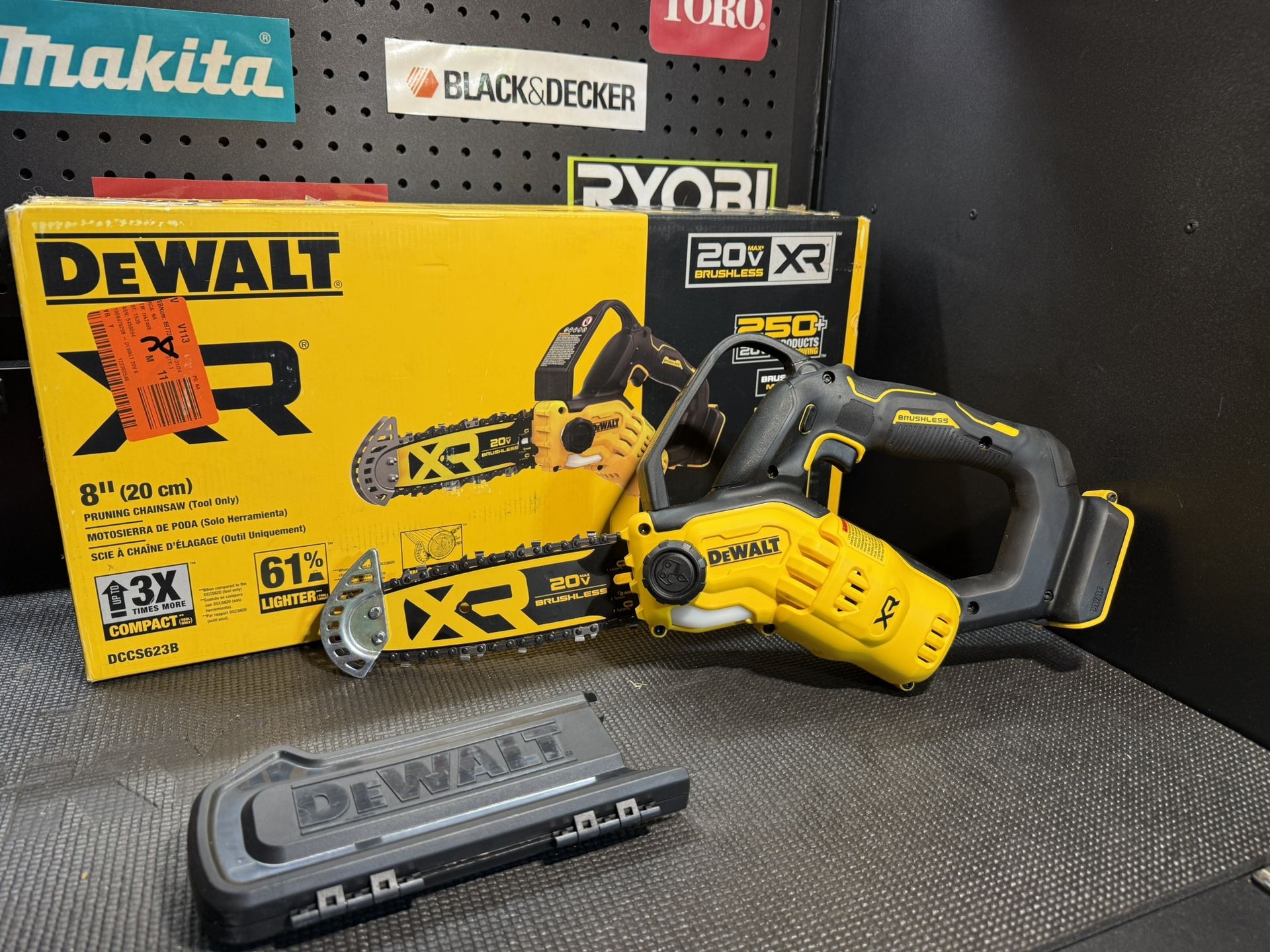 DEWALT 20V MAX 8 in. Brushless Cordless Battery Powered Pruning Chainsaw (Tool Only)