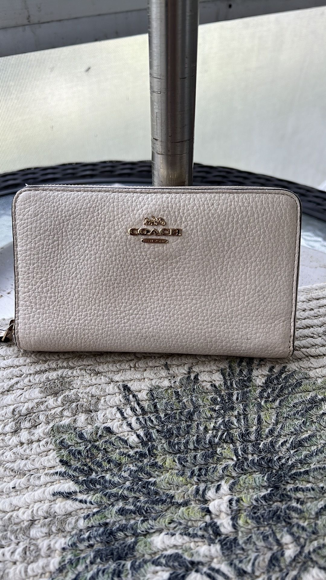 Coach Pebbled Leather Wallet In EUC