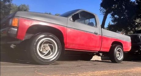 1987 Nissan D21