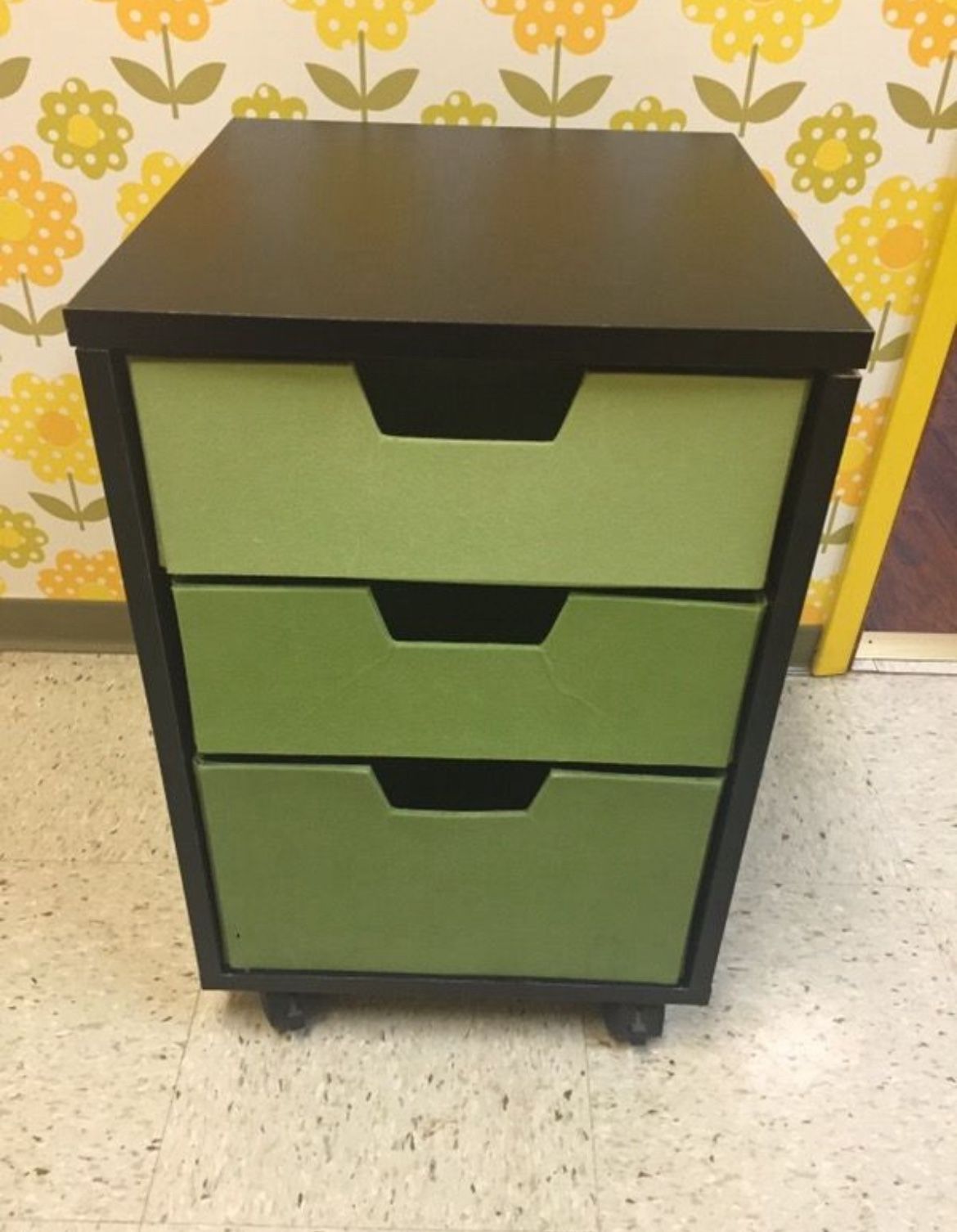 Small Storage Cabinet/ Side Table/ Night Stand