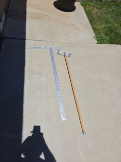 4 ft drywall square and sanding pole
