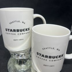 Starbucks Ceramic Coffee Mugs Set of 2 Starbucks  Seattle, WA. 2018 14 Oz