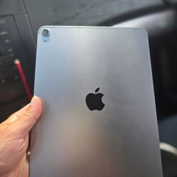 iPad Air M3 11 Inch