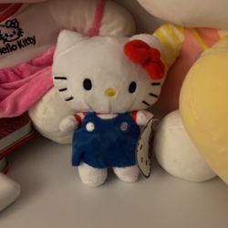 Small hello kitty plushy