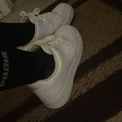 Triple White Air Force 1