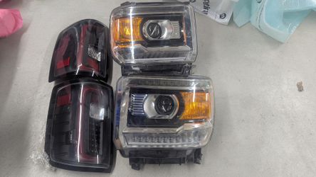 2015 GMC headlamps