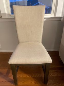 4 dining room table chairs