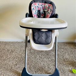 Baby trend High Chair